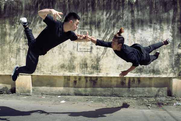 BetweenTinyCitiesThoeunVeassna