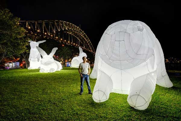 Intrude Amanda Parer3
