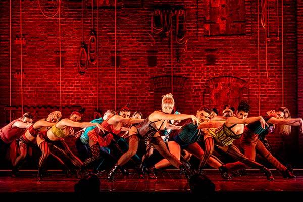 MoulinRouge MICHELLE GRACE HUNDER 4