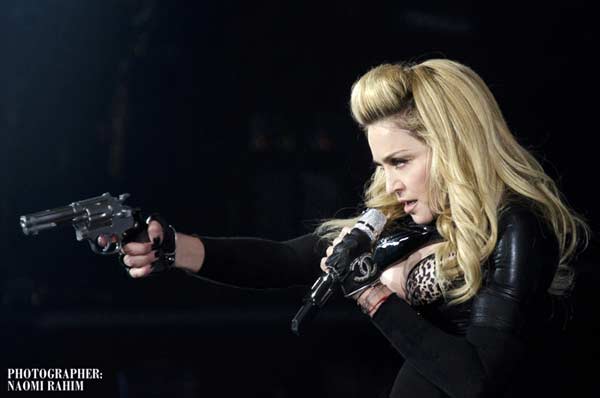 Three-Songs-No-Flash-4