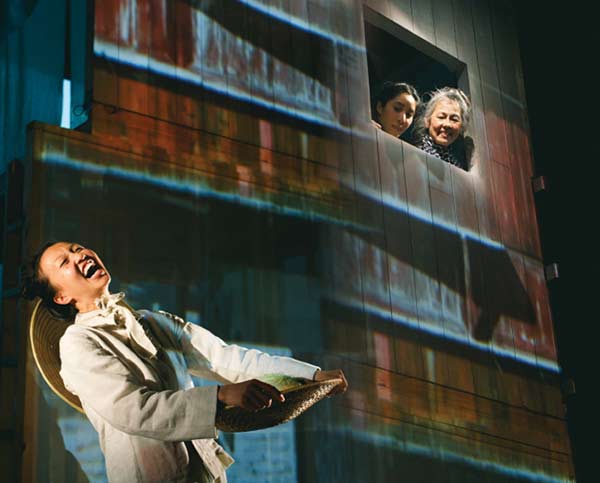 Ghost in Suitcase Daniel Grant