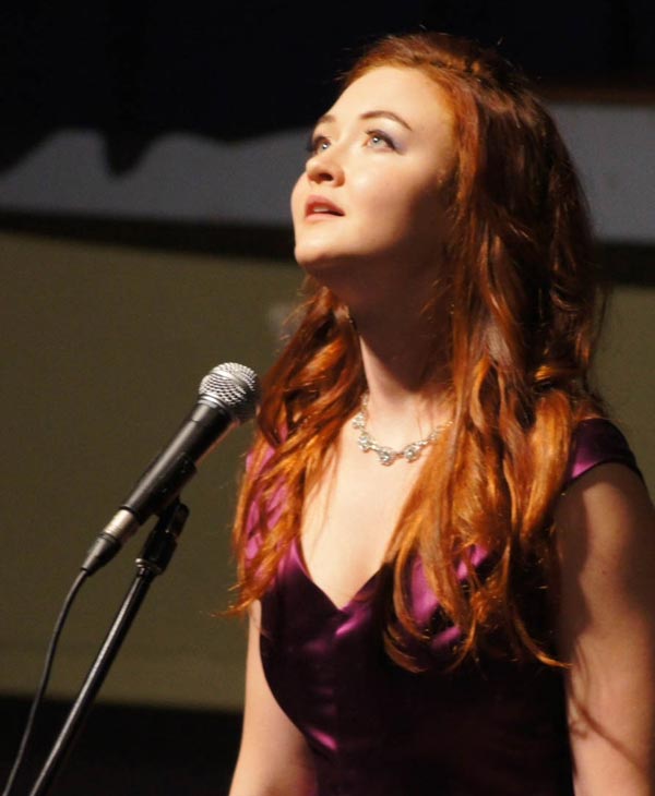 Time Travelling Songstress2