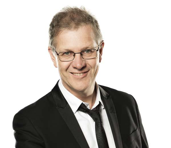 GuyNoble XmasProms2018