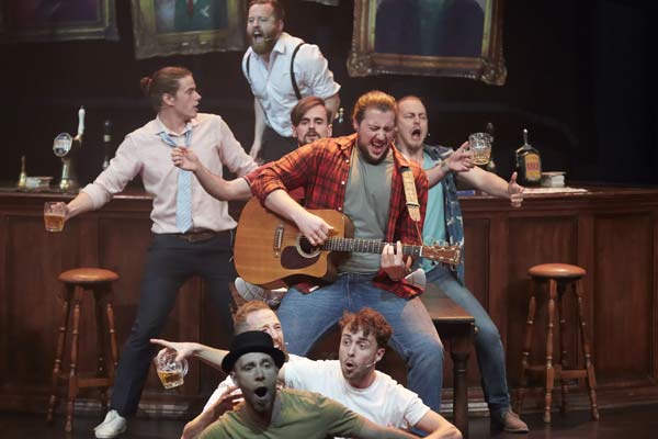 ChoirOfManAndyPhillipson2