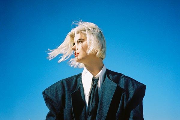 Bec Sandridge wil Edgar