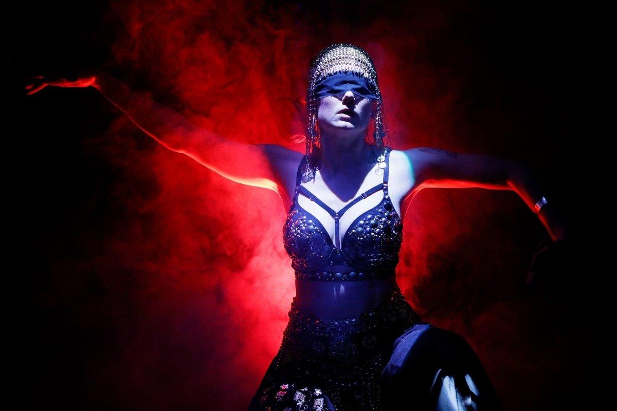 When Night Comes Jeff Busby1