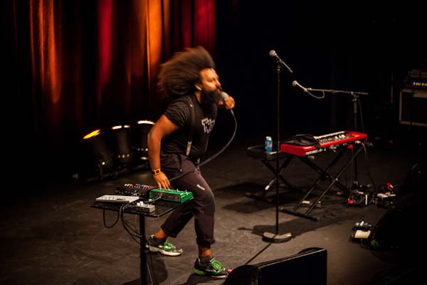 Reggie-Watts-4