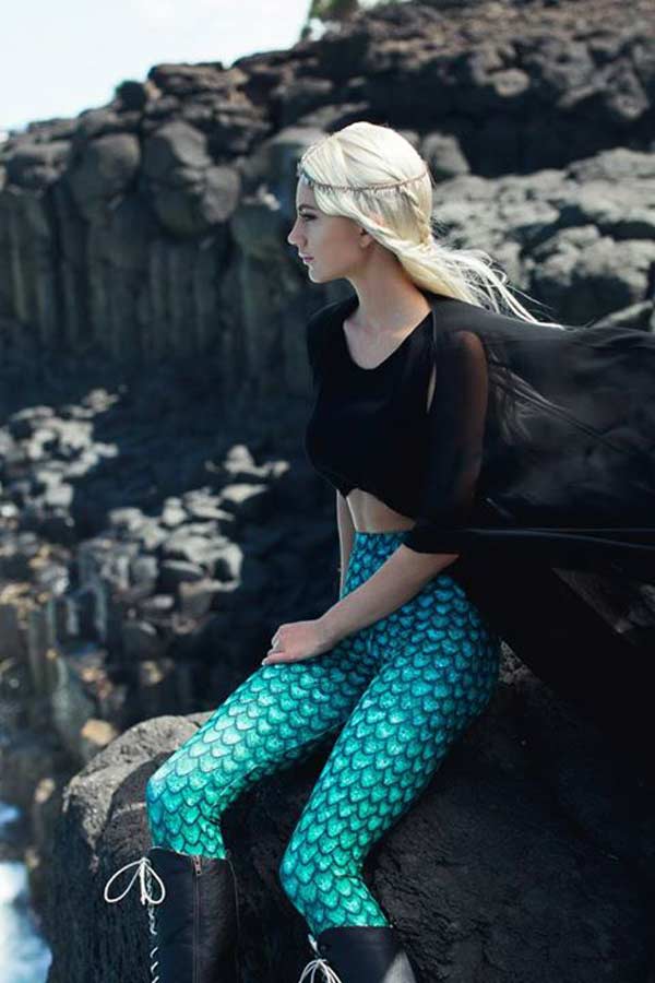 Game-Of-Black-Milk-3