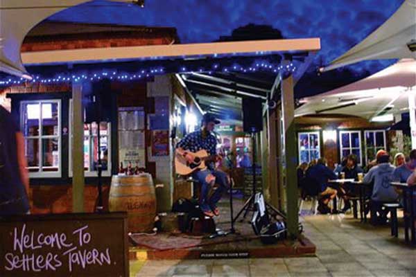 Settlers Tavern 2018