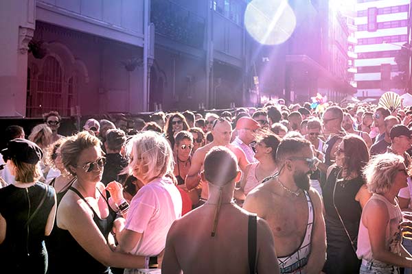 Laneway MardiGras2022