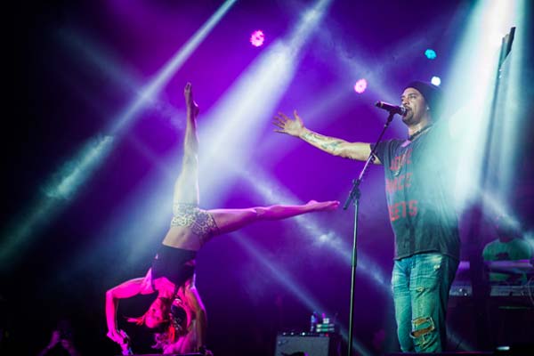 Michael Franti Spearhead