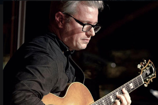 Bruce Woodward.2.04 17