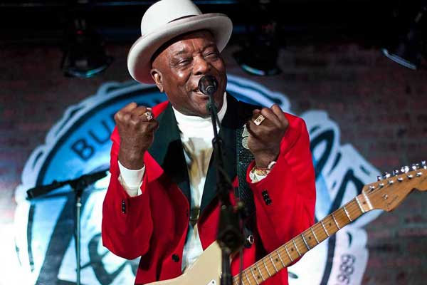 Buddy Guy 08 17