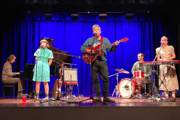 Darren Hanlon Live Band 2022