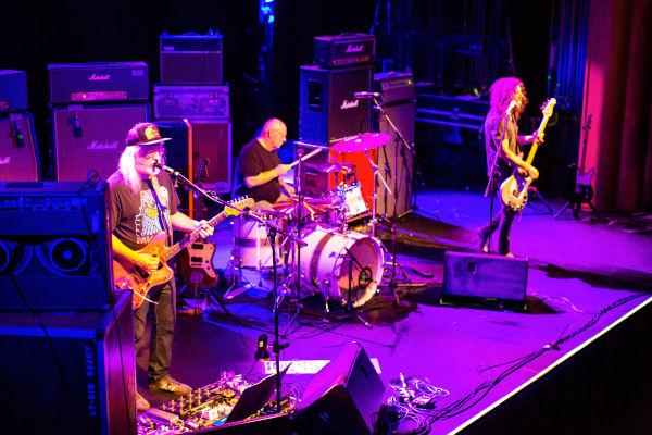 Dinosaur Jr.2