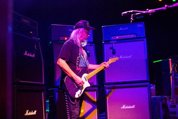 Dinosaur Jr.3