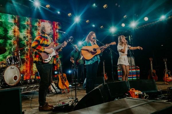 Bonny Light Horseman