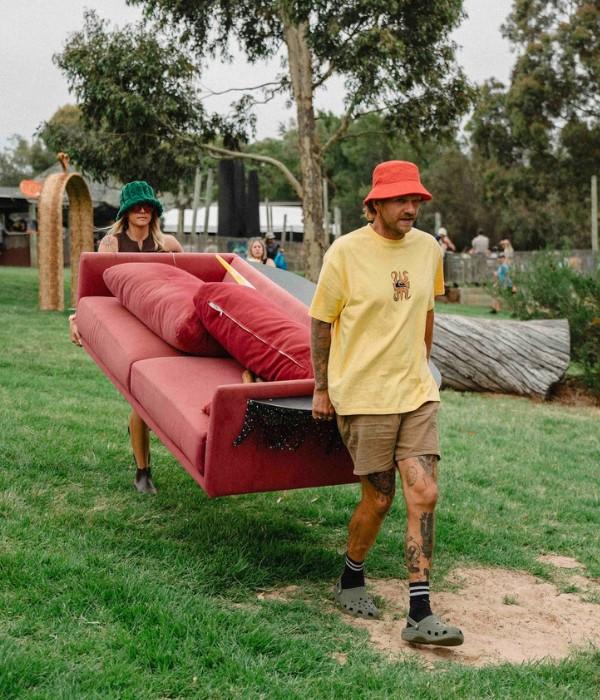 Crowd Day One credit Mike Ridley