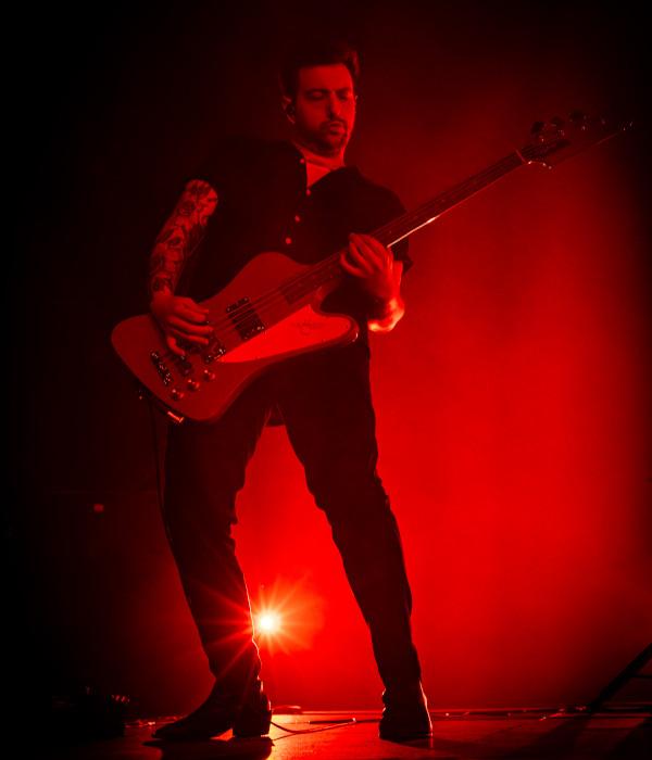 Nothing But Thieves.2