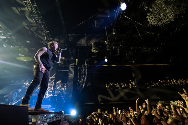 Papa Roach.3
