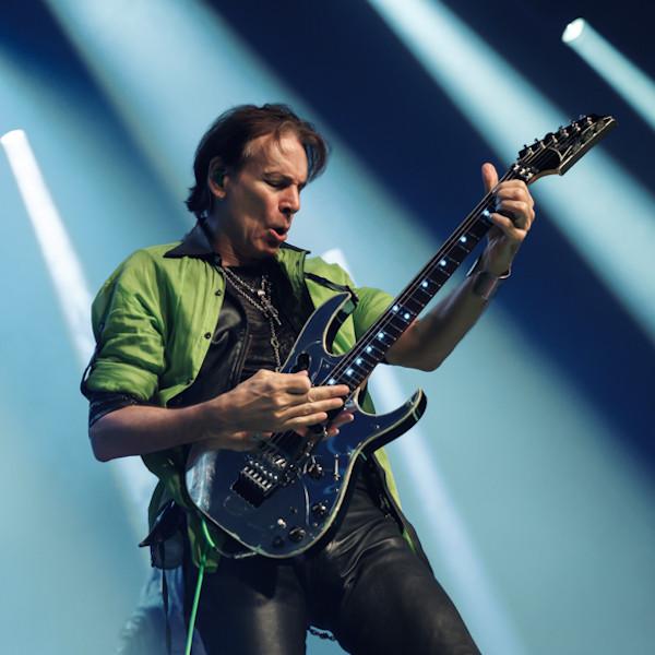 Steve Vai.2