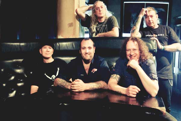 The Screaming Jets.2 09 15