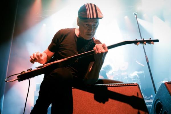 The Screaming Jets.4