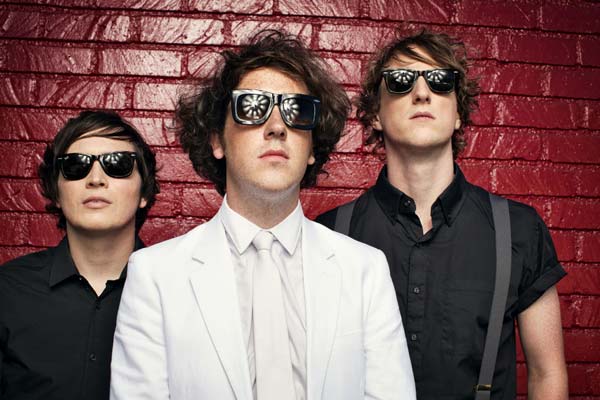 The-Wombats-01-15