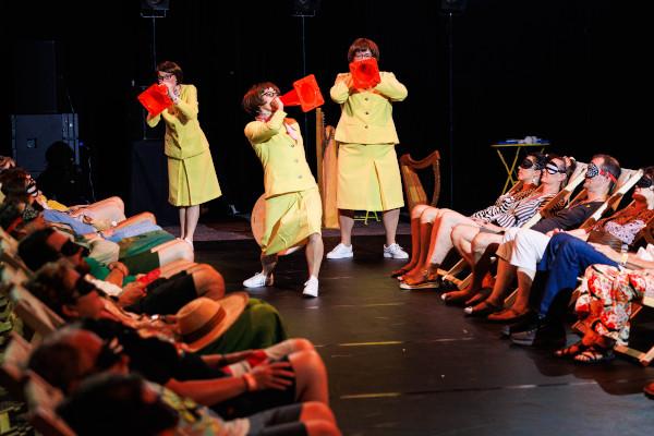 Compagnie On Off credit Kerrie Geier