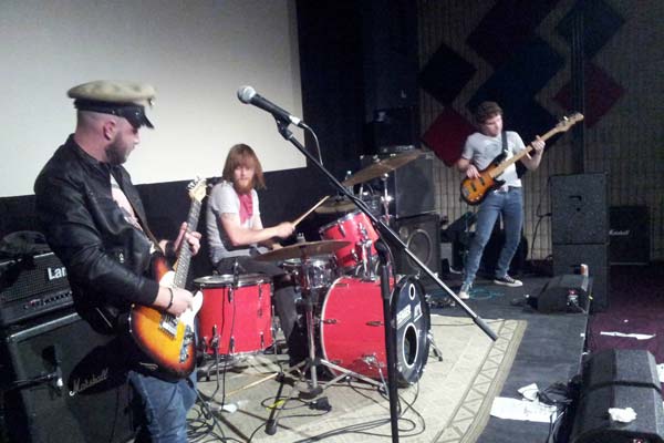 Ear Candy 12.4.03 16