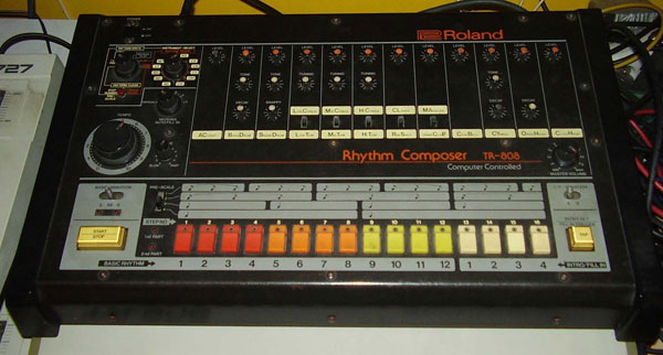 Roland TR 808
